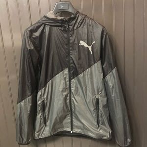 Sale‼️Puma Windbreaker Black and Gray Men’s Small